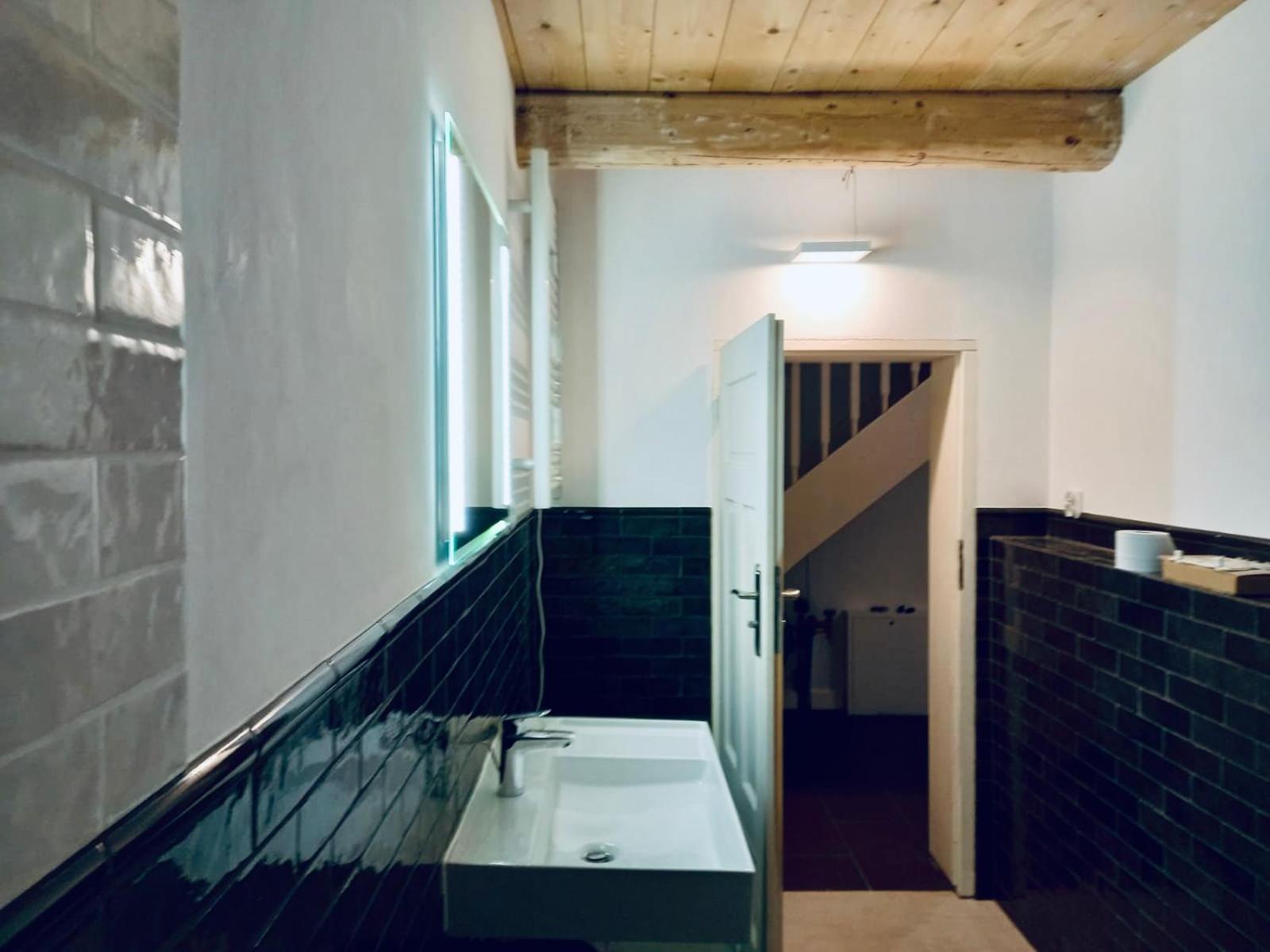 Chata Nad Dzika Orlica Z Jacuzzi Poniatow Eksteriør billede